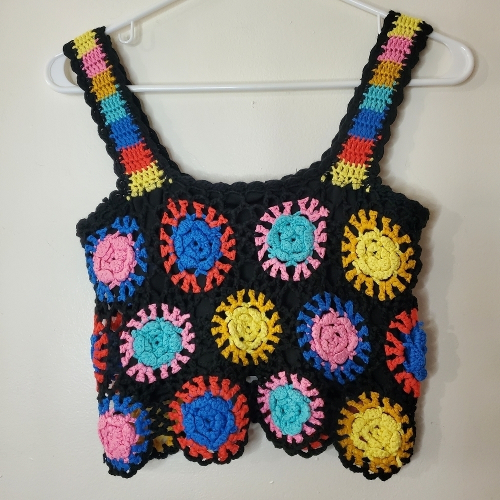 Pink Lily Embroidered Crochet Crop Tank Size Small - Picture 6 of 9